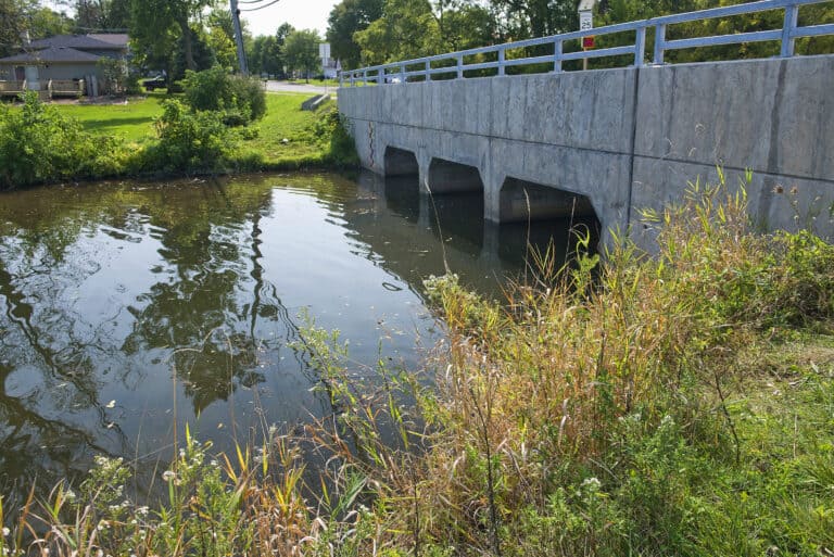 HRG-IL-LITH-WoodsCreekRestoration(133)
