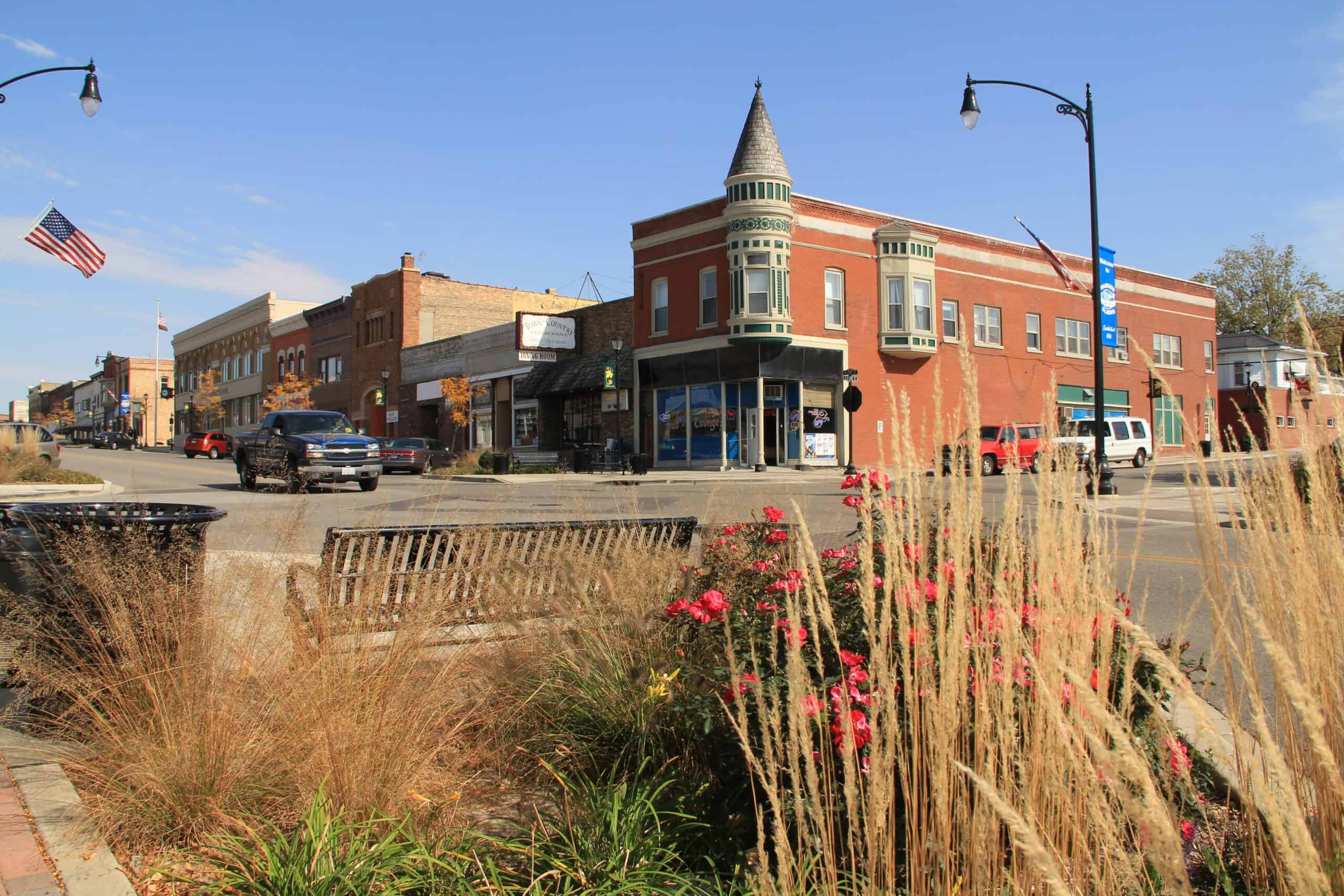 Community Development - Resilient cities also have grants and loans to assist existing businesses with building-façade makeovers and improved signage.