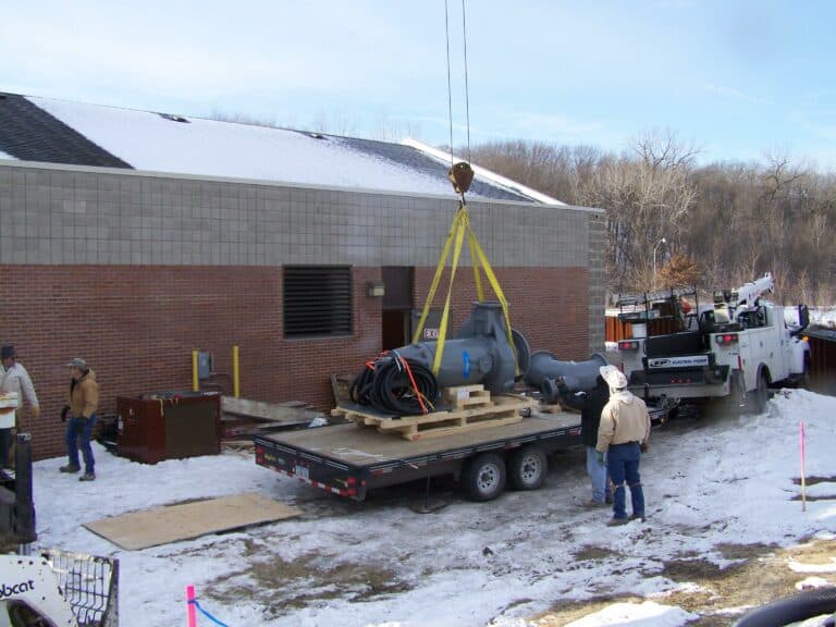 Des_Moines_IA_-__WRA_Westside_Pump_Station_Pump_Installation.jpg