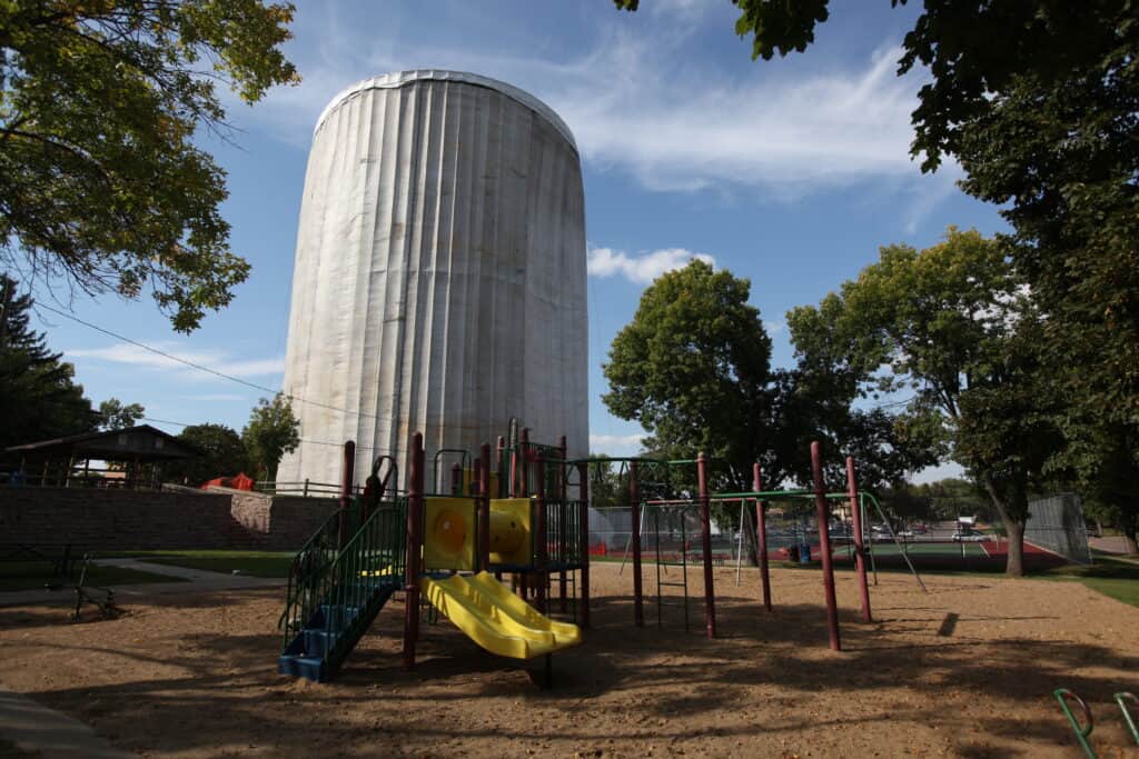 Menlo Elevated Water Tower Refurbishing - Sioux Falls, SD