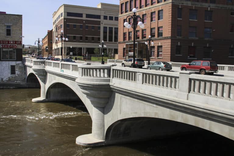 Downer Place Bridge in Aurora