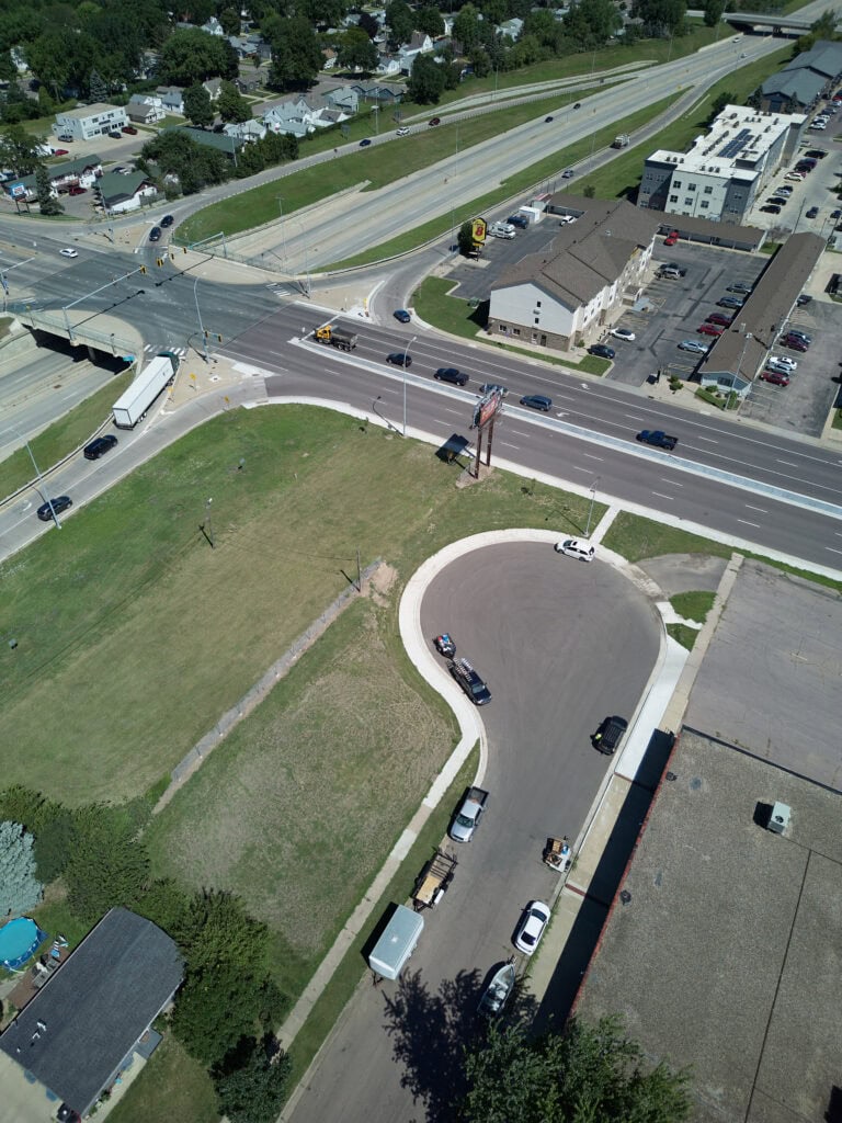 2025-HRG-SD-SiouxFalls-10thStreet (280)
