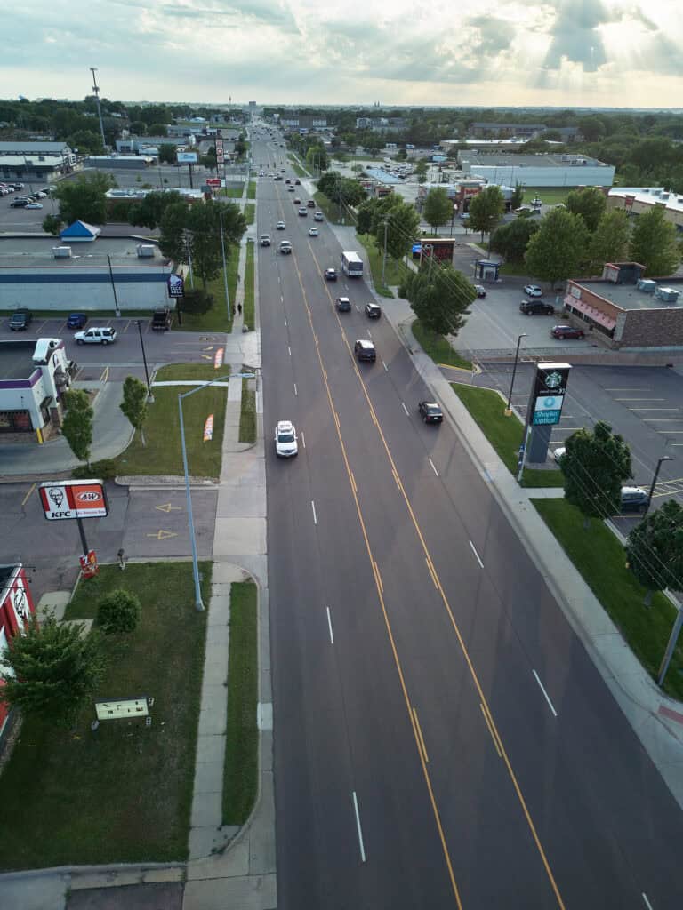 2025-HRG-SD-SiouxFalls-10thStreet (40)